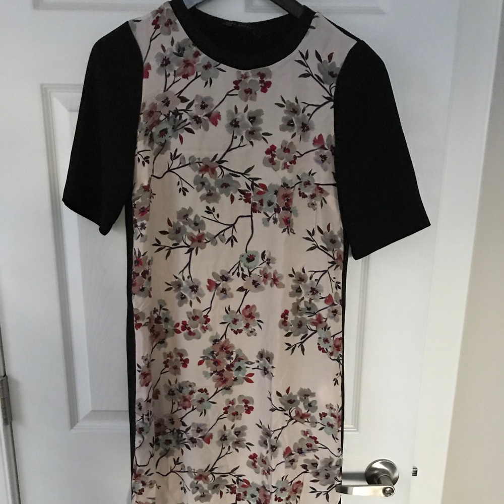 Zara Dress-Floral-Size S